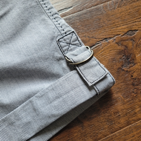 Chino Shorts - Picture 4 of 5